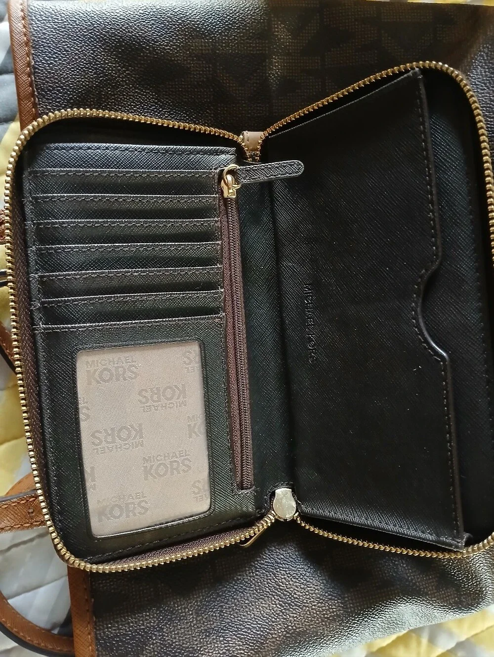 Original Michael Kors Drawstring Bag & Wallet